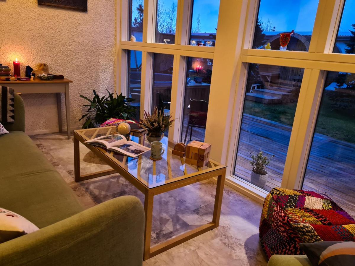 Tunfifill Guesthouse - Free Hot Tub And Sauna, Cozy And Quiet هفامستانغي المظهر الخارجي الصورة