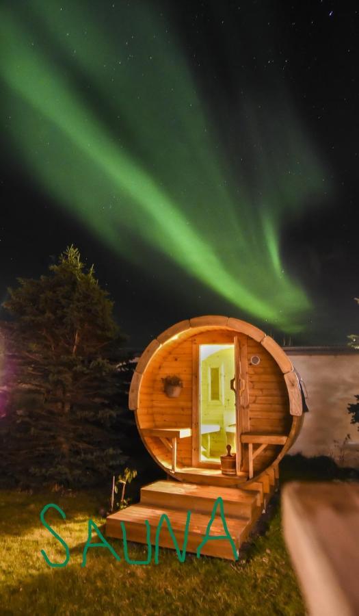 Tunfifill Guesthouse - Free Hot Tub And Sauna, Cozy And Quiet هفامستانغي المظهر الخارجي الصورة